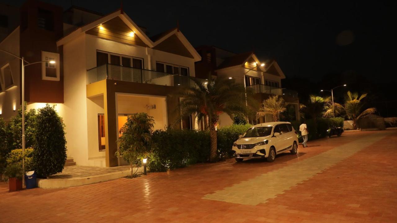 Vits Select Sasan Gir Hotel Exterior photo
